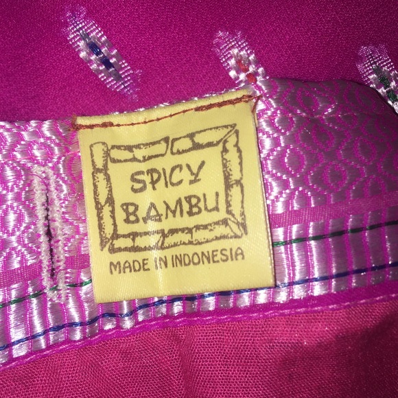 Indonesian Sarong style wrap skirt by Spicy Bambu 💝 - Picture 7 of 7